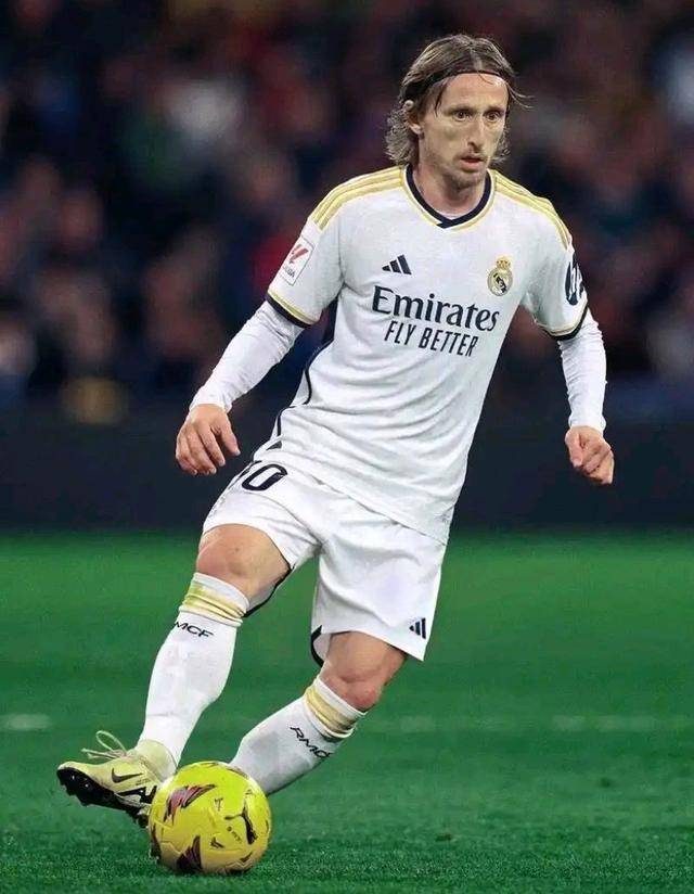 [NBA]东契奇准三双 湖人险胜爵士