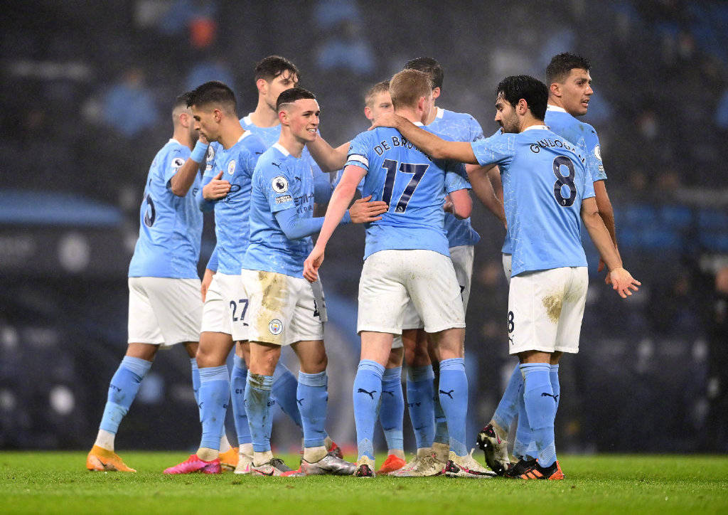 灾难！詹皇最后5分钟上场当卧底，13秒失误+不防守葬送湖人，东契奇带不动他