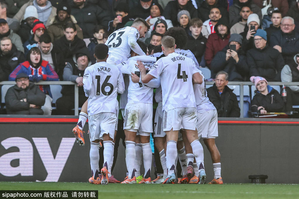 《抵抗者》被扒实机演示开控制台作弊 制作组暖心回应令人动容