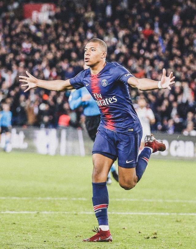 辽宁70-86青岛遭4坏消息！亨特+鄢手骐没法看，姜宇星真没地位