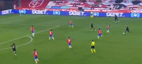 张水华性格孤僻在跑圈朋友不多，风波之后只有黄雪梅公开与她互动